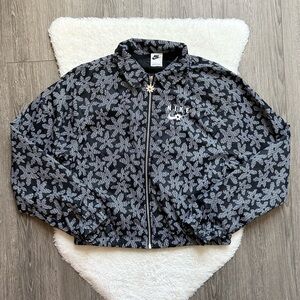 Nike Black & Gray Patterned Floral Windbreaker Jacket